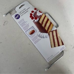 Cake decorating supplies and cake pans
